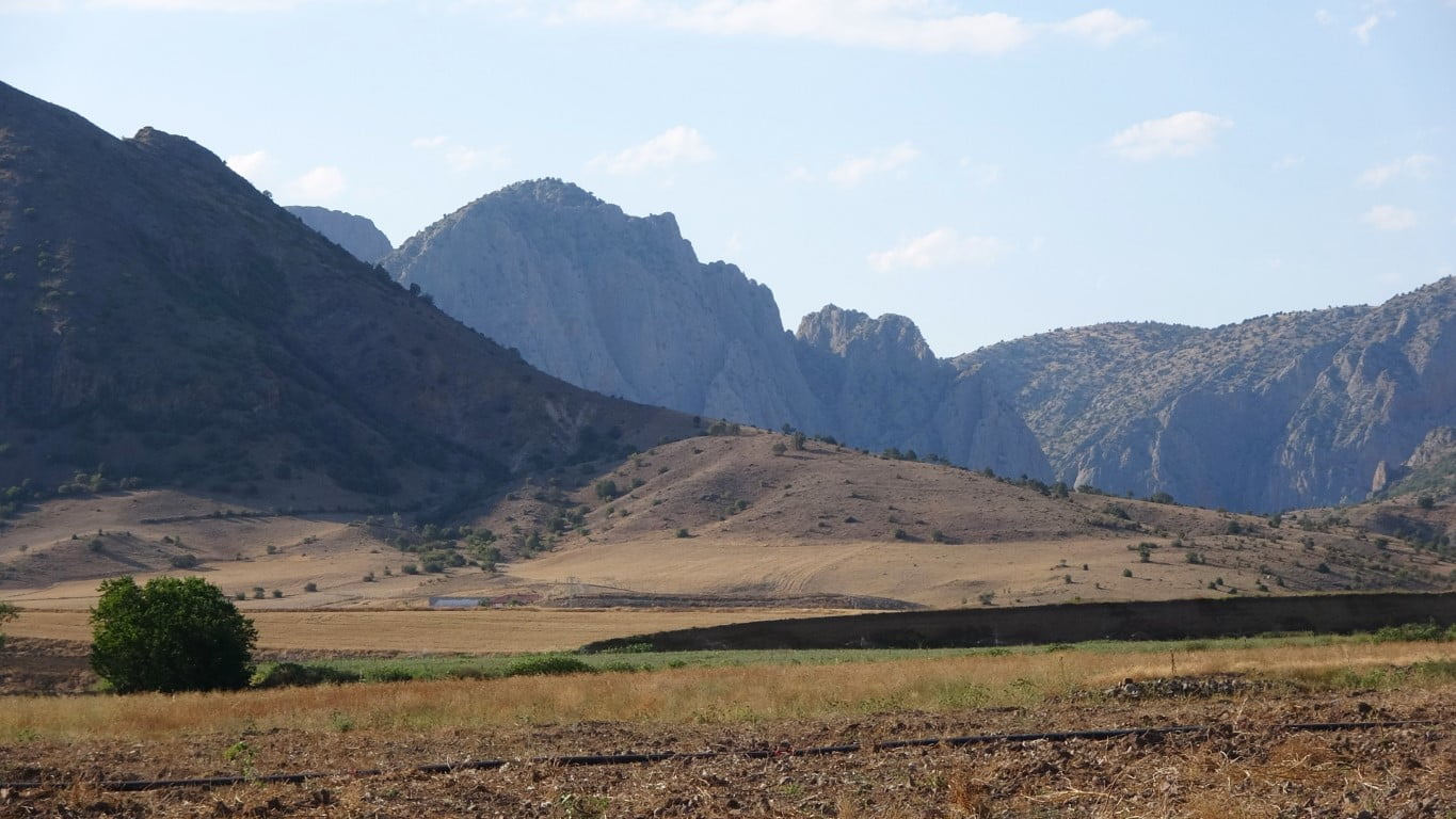 Yozgat Aydıncık insan siluetinde dağ