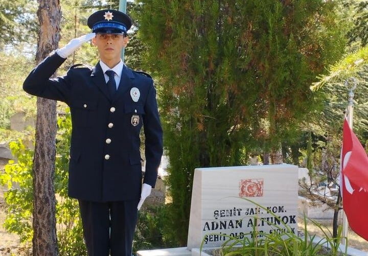 Polis Memuru Adnan Altunok